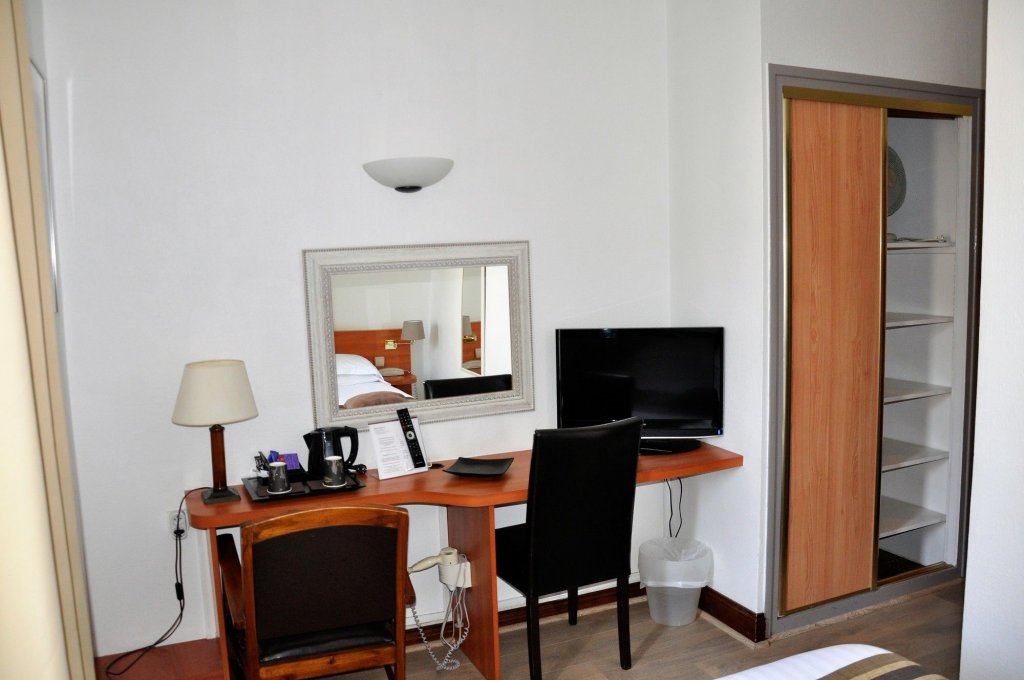 Фото Hotel Colbert