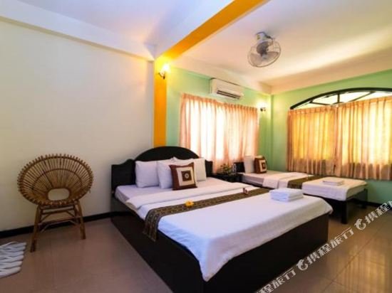 Фото Happy Zone Hostel