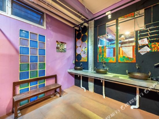 Фото Silom Art Hostel
