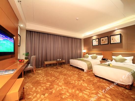 Фото Expo Plaza Hotel Qingdao