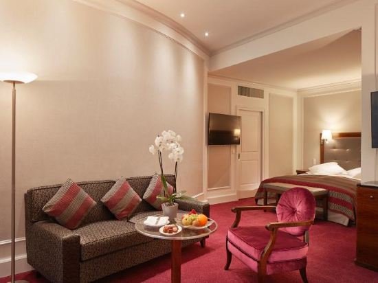 Фото Schweizerhof Zürich