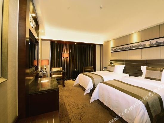 Фото Maoming International