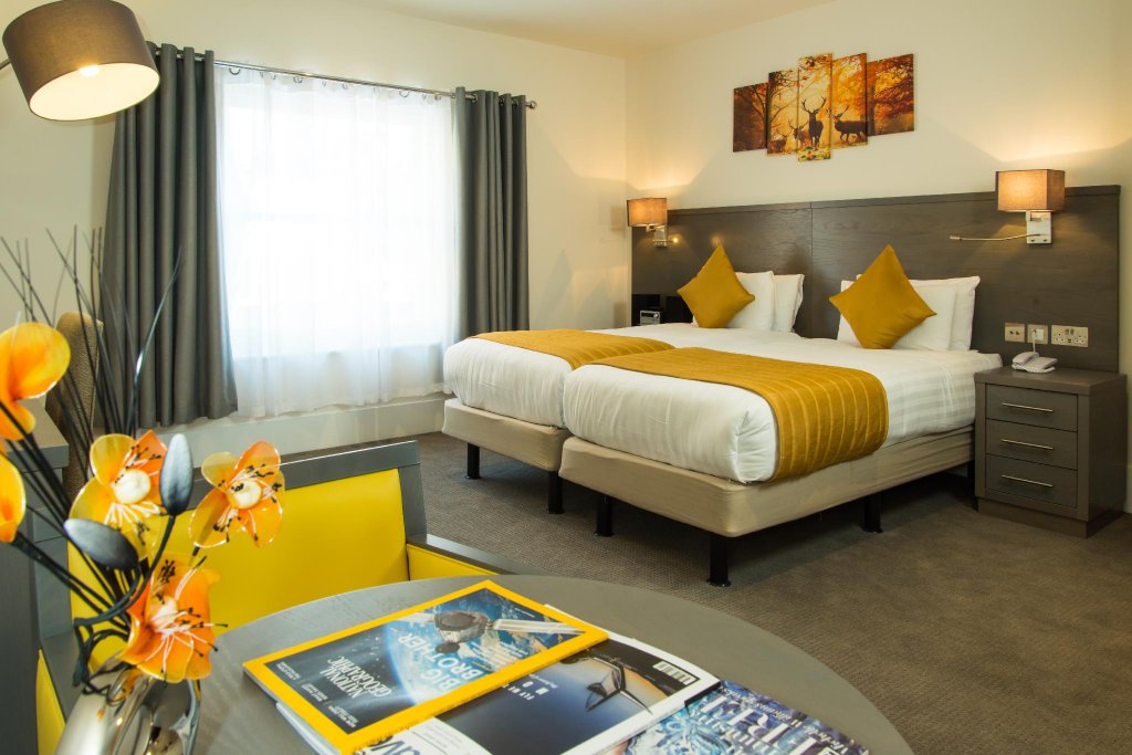 Фото отеля 3