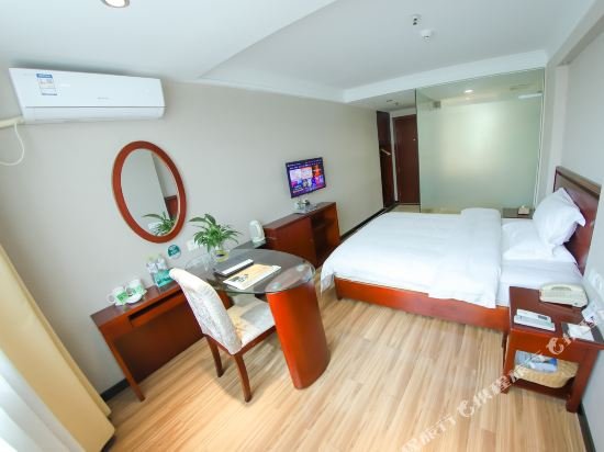 Фото GreenTree Inn NanNing LangDong Hotel
