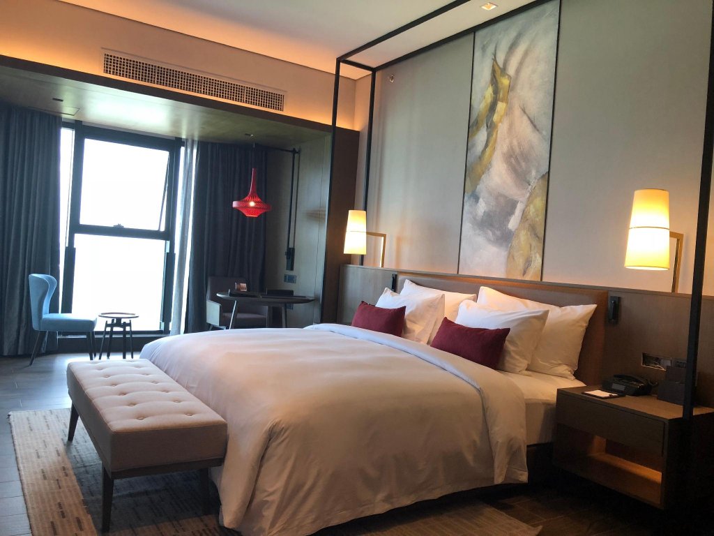 Фото Wyndham Grand Yangon Hotel