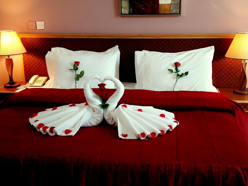 Фото Mutrah Hotel