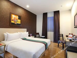 Swiss Belinn Makassar (Jalan Raya Praya-Kopang), hotel