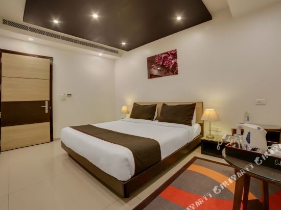 Фото Iris Park Hotel