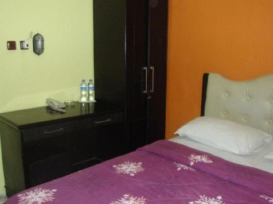 Фото Wisma Thamrin Sidoarjo Hotel