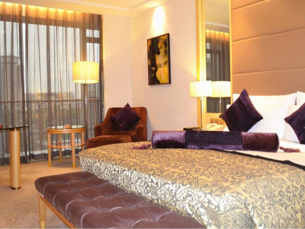 Фото Wyndham Grand Plaza Royale Ningbo