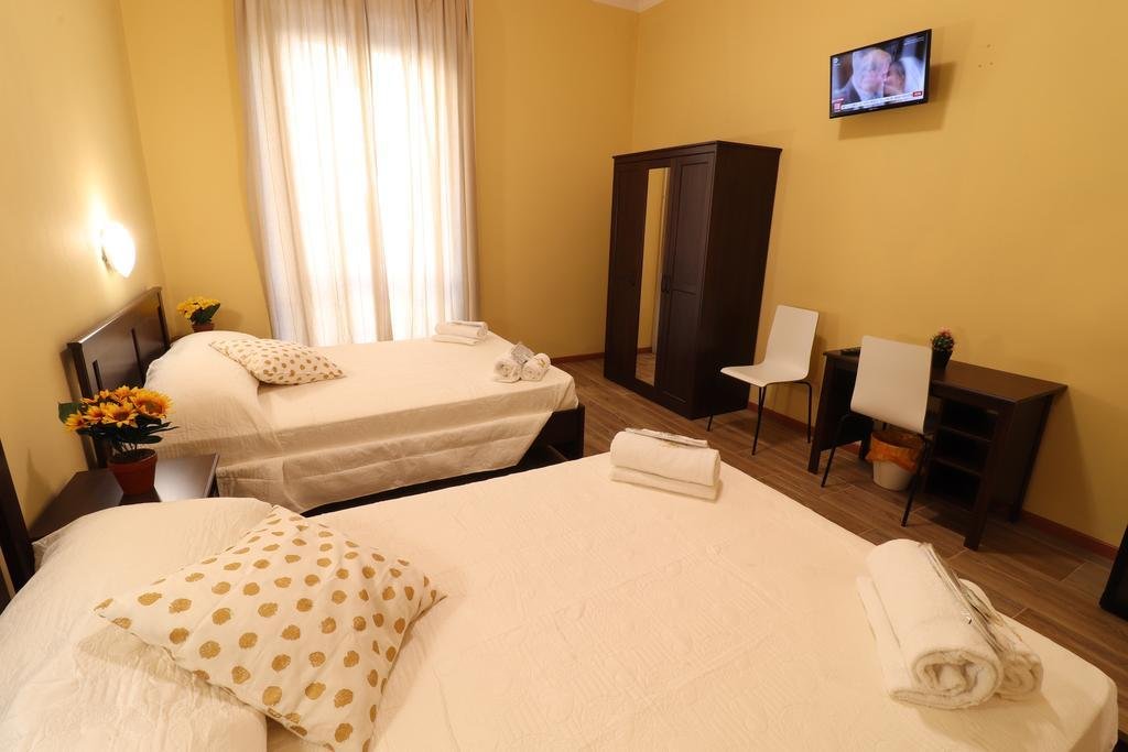 Фото Hotel Golden Milano