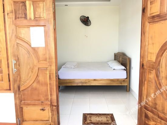 Фото Viet's Hotel