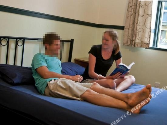 Фото Queen Street Backpackers