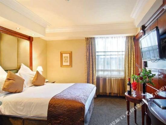 Фото Lancaster Hall Hotel