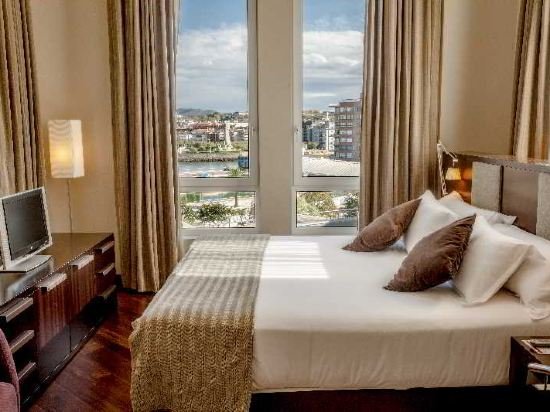 Фото Urh Palacio de Oriol Hotel