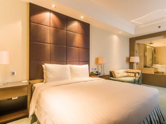 Фото Courtyard by Marriott Kunshan Hotel