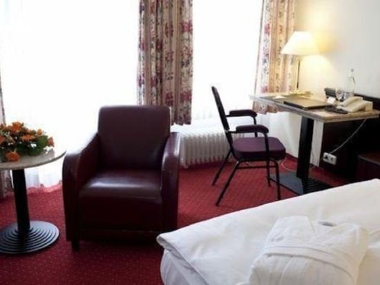 Фото Sachsenwald Hotel Reinbek