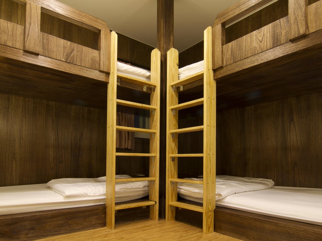 Фото Mr Lobster's Secret Den Design Hostel