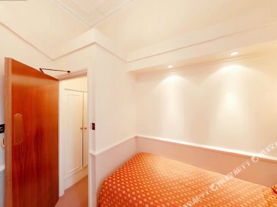 Фото Rhodes Hotel