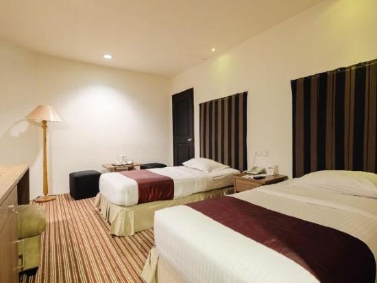 Фото Kenari Tower Hotel