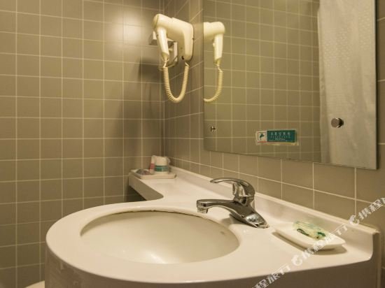 Фото Jinjiang Inn Harbin Changjiang Road