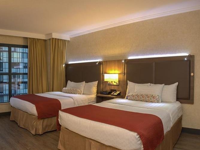 Фото Grand Park Hotel & Suites Downtown Vancouver