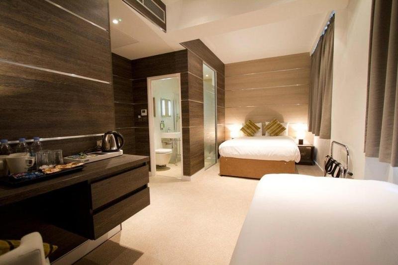 Фото The Wesley Euston