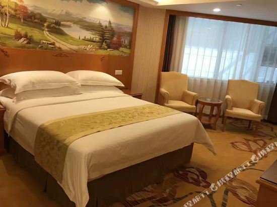 Фото Vienna hotel Shenzhen Dongmen Old Street