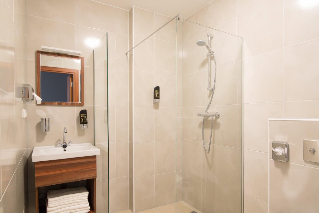 Фото Hotel King's Court