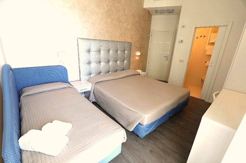 Фото Daniel's Hotel