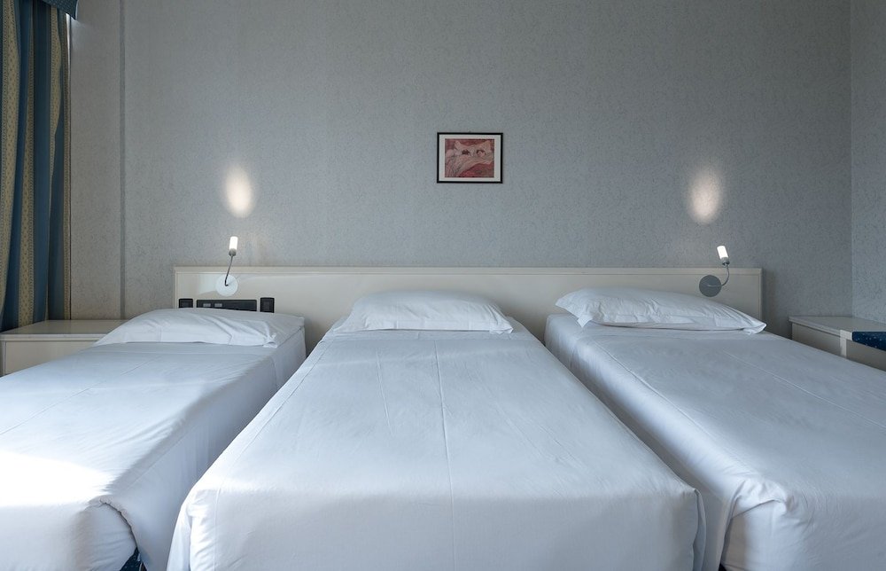 Фото Viest Hotel