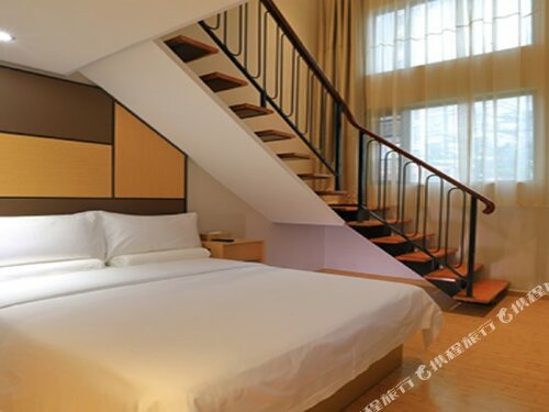 Гостиница Ji Hotel Sanya Bay в Санье