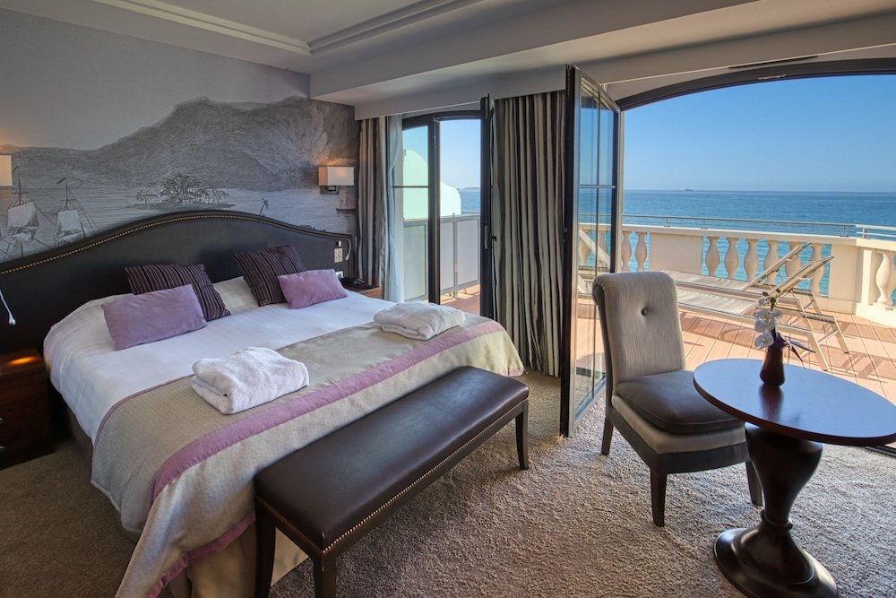 Фото Hôtel Le Nouveau Monde