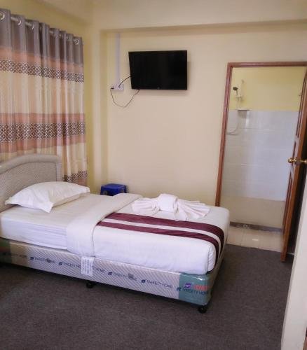 Фото 121 Hotel Yangon