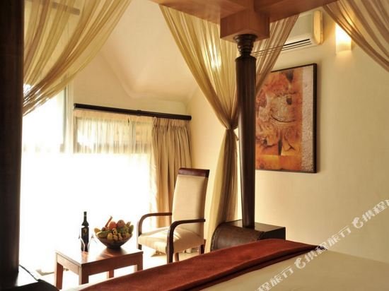 Фото Cresta Mowana Safari Resort & SPA