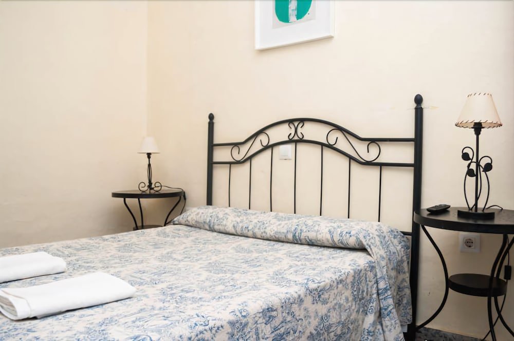 Фото Pension Perez Montilla