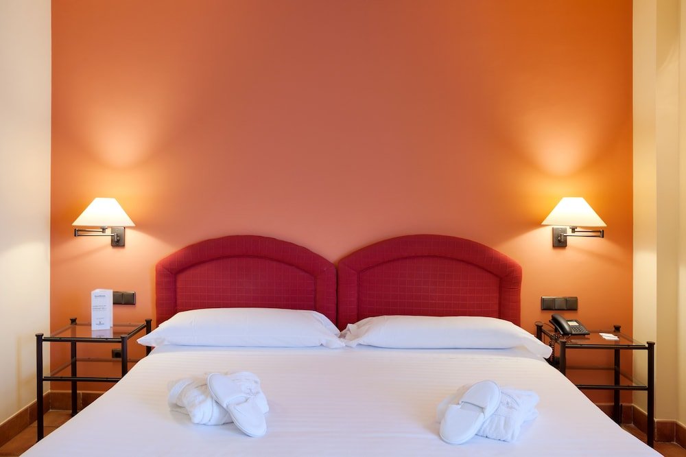Фото Torremirona Golf & SPA Resort