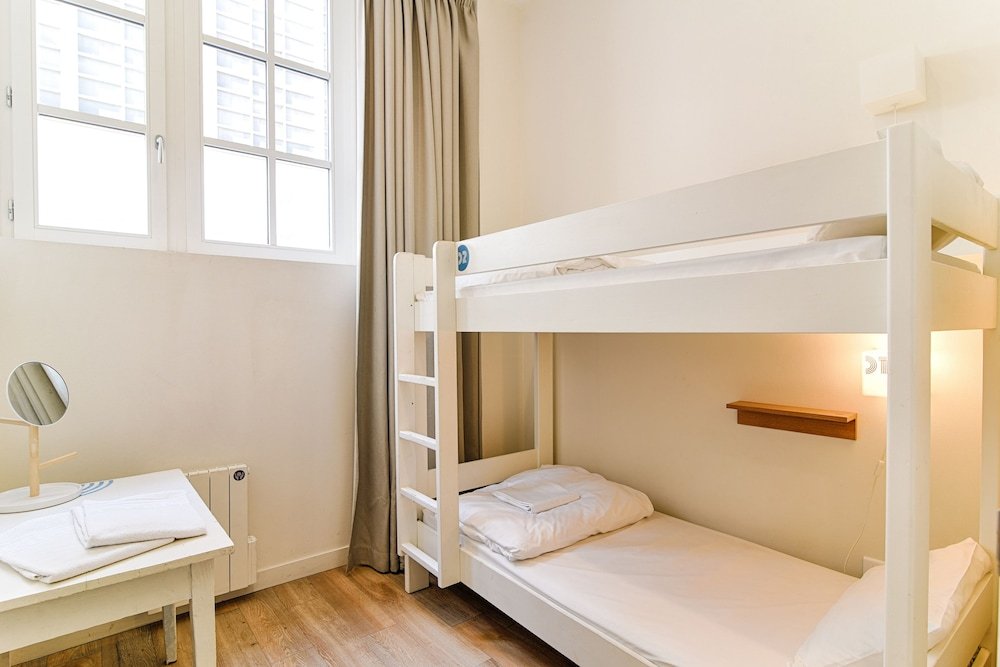 Фото Slo living hostel