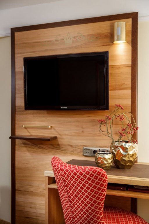 Фото Schlosskrone