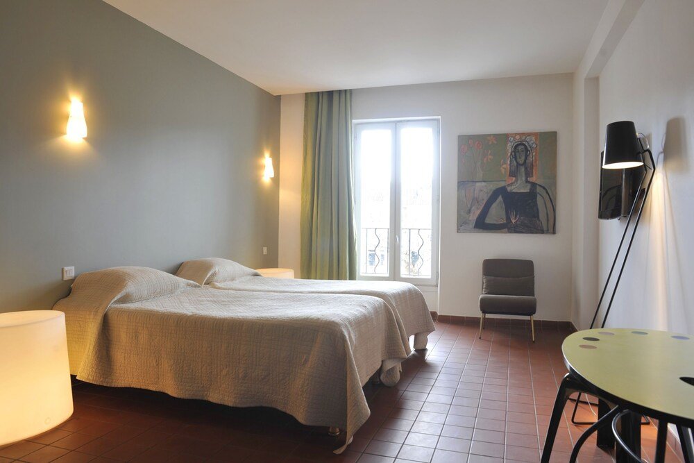 Фото Hôtel Burrhus