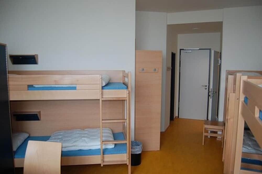 Фото Nh Hamburg Horner Rennbahn