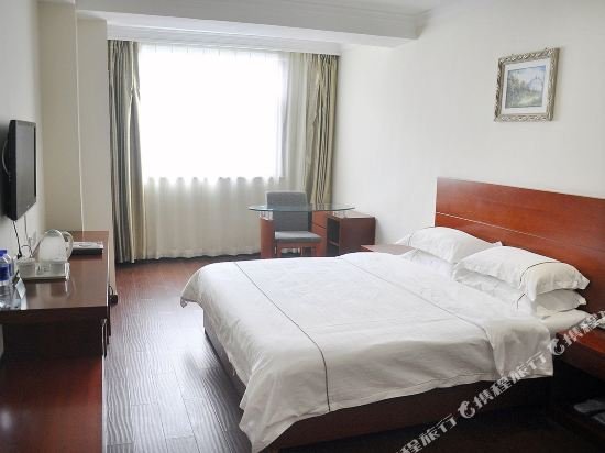 Фото GreenTree Inn Taiyuan Liuxiang Tongluo Bay Hotel