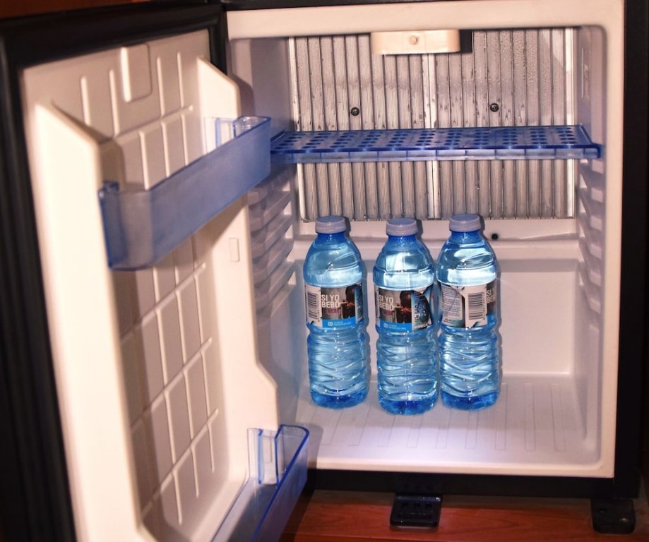 Фото Hotel Entrecercas