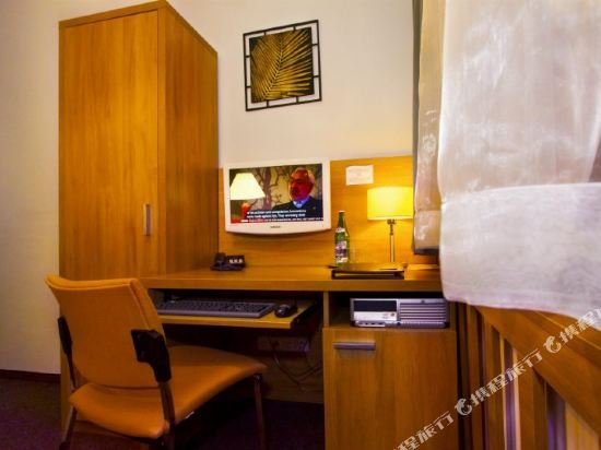 Фото Hotel Danubia Gate