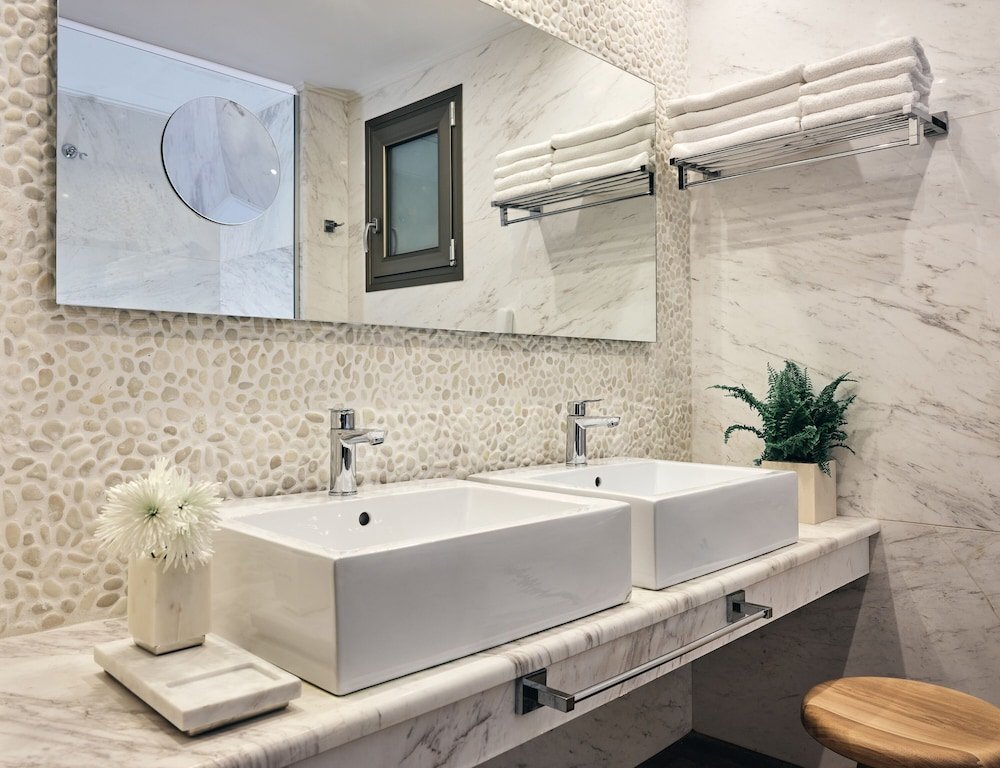 Фото The Royal Blue