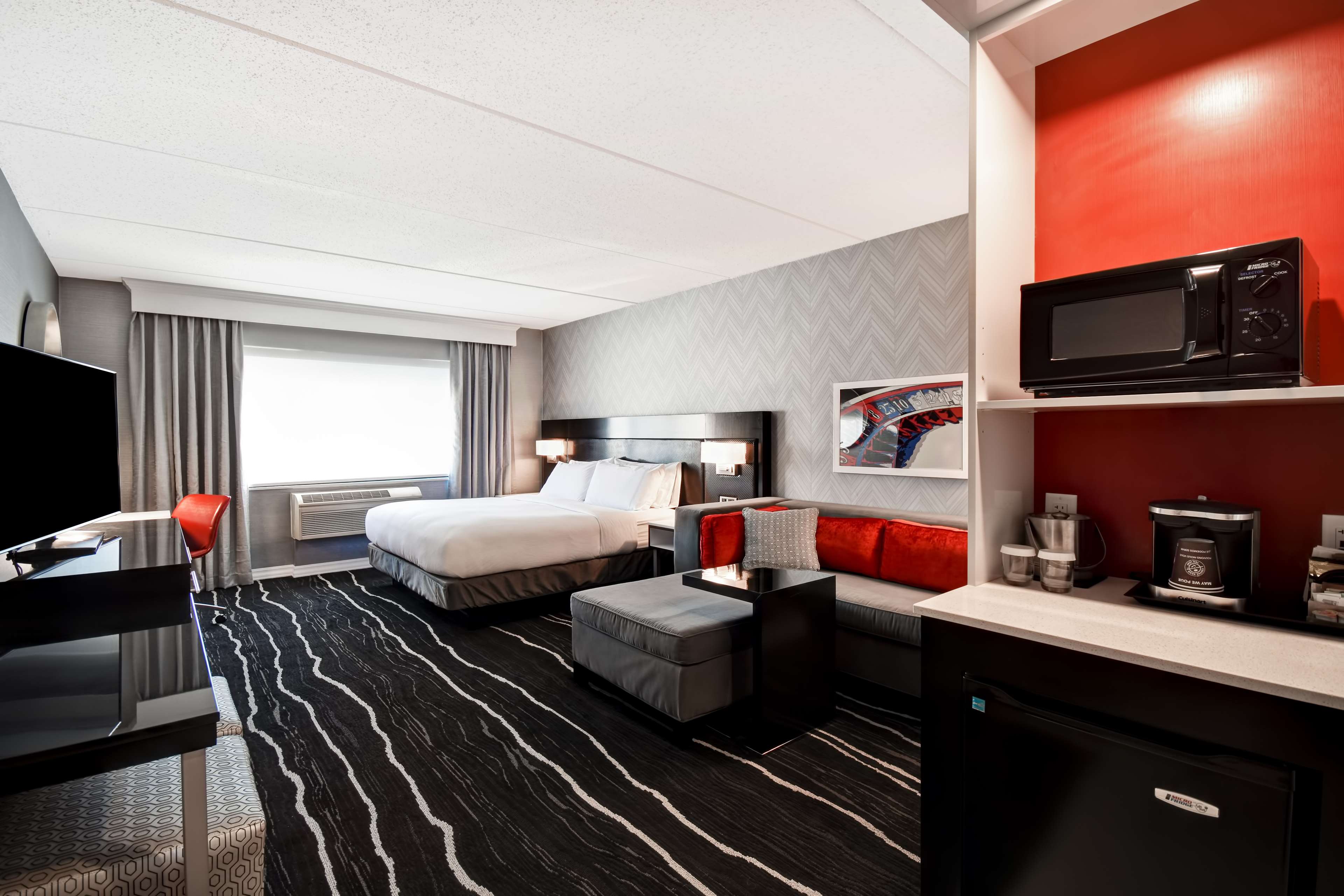 Фото DoubleTree by Hilton Deadwood at Cadillac Jack's