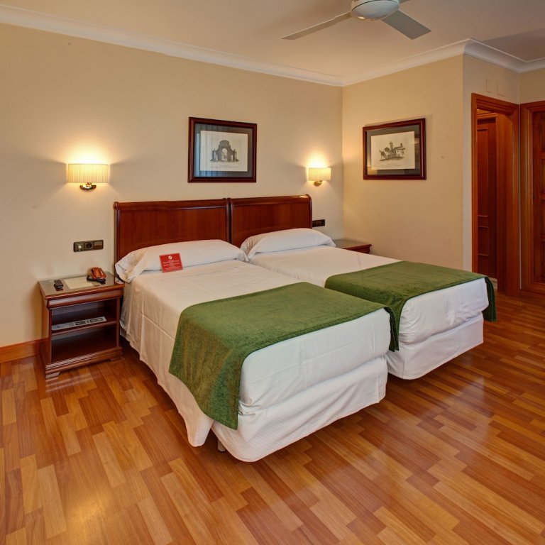 Фото Hotel Hernán Cortés