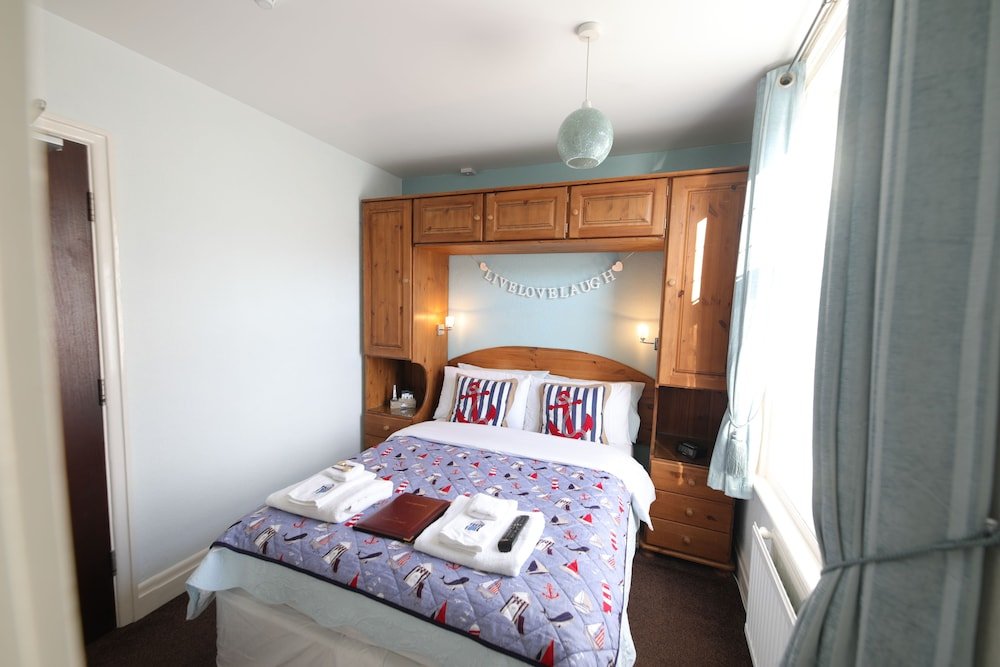 Фото Toulson Court