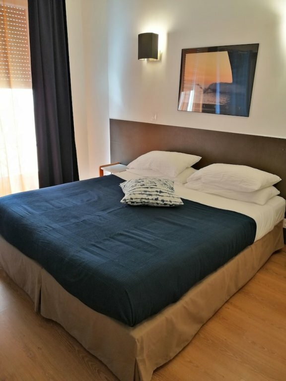 Hotel Brit Hotel Colbert Juan les Pins, Juan‑les‑Pins, photo