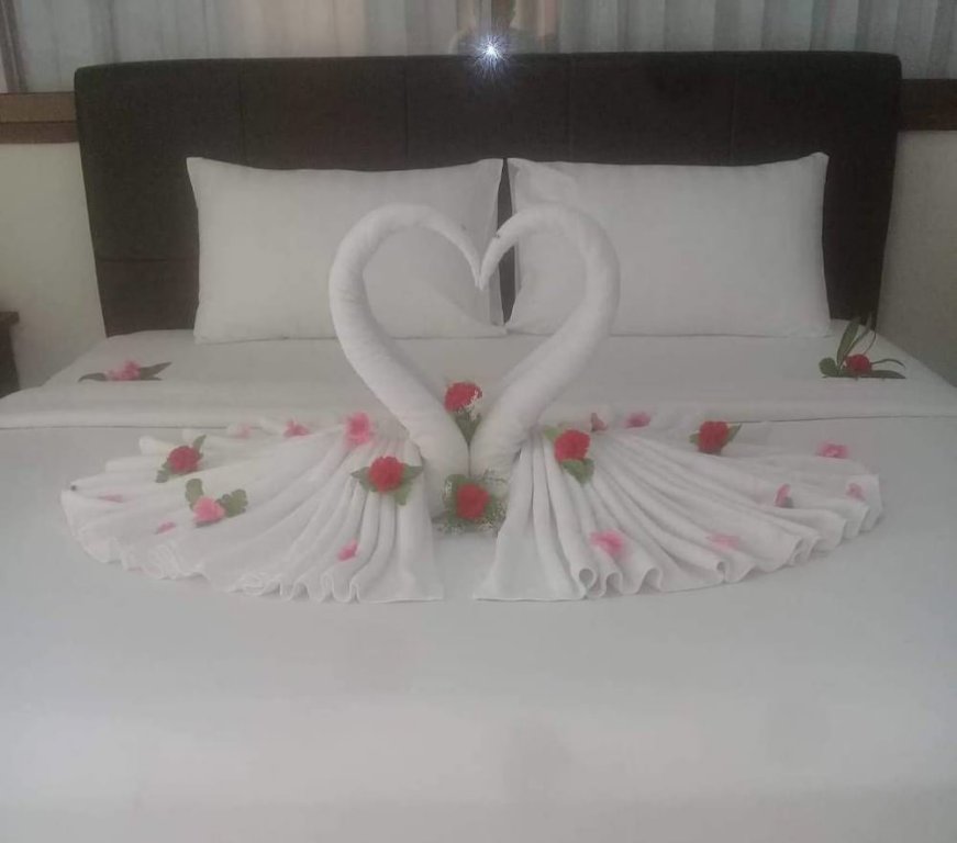 Фото Maenam Lodge